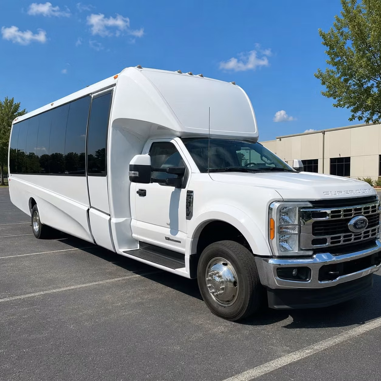 arvada prom minibus rentals for smaller groups who want a private comfortable ride
