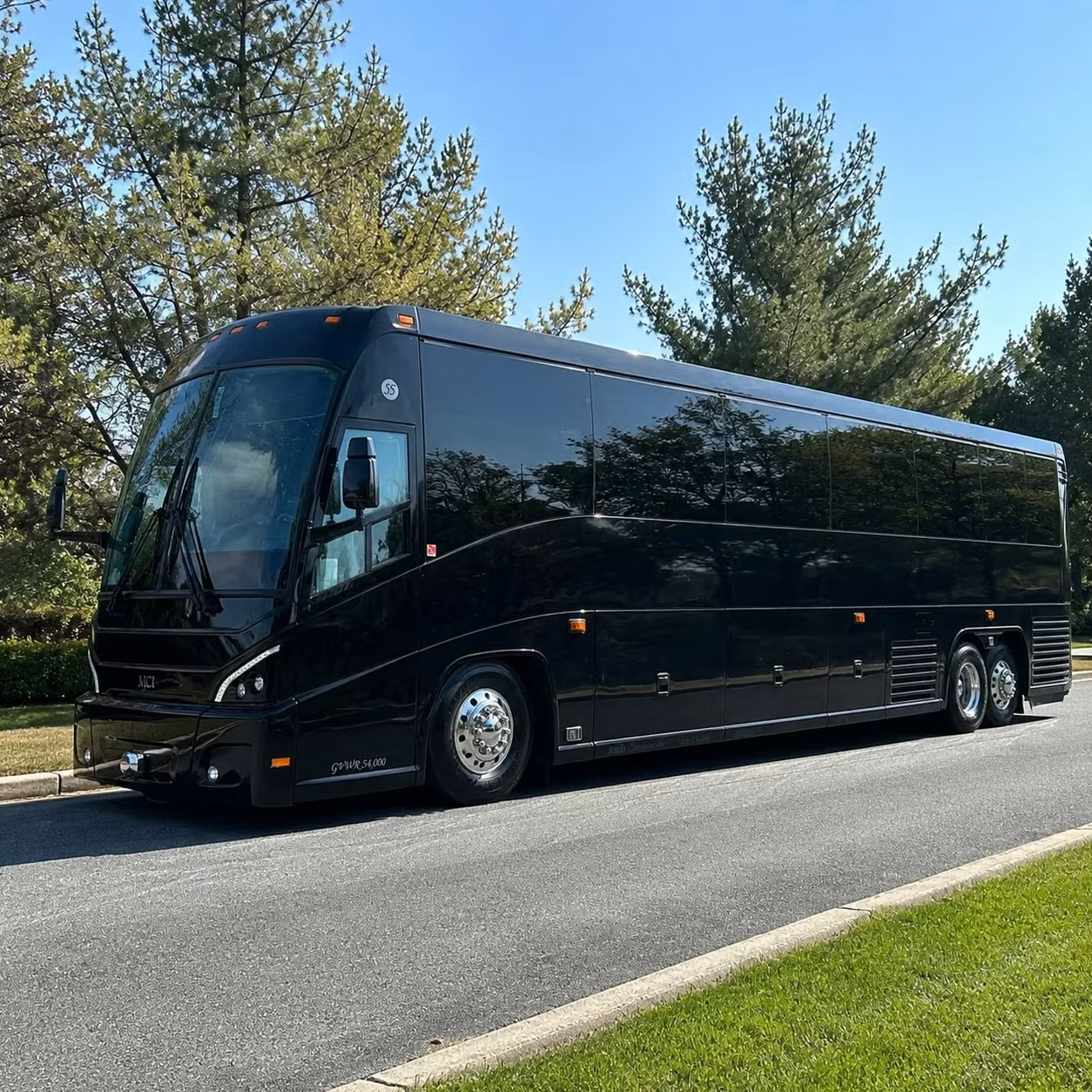 for arvada companies running multiple shifts a charter bus keeps every team moving